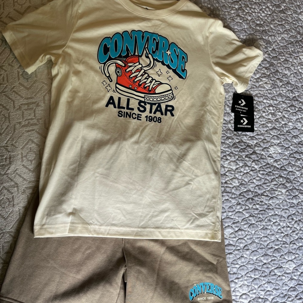 Converse Cream Tee and Brown Shorts Set. Boys size Large.
